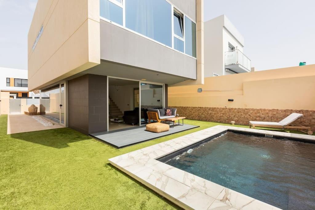 Diamond Buddha Vila Melenara Exterior foto
